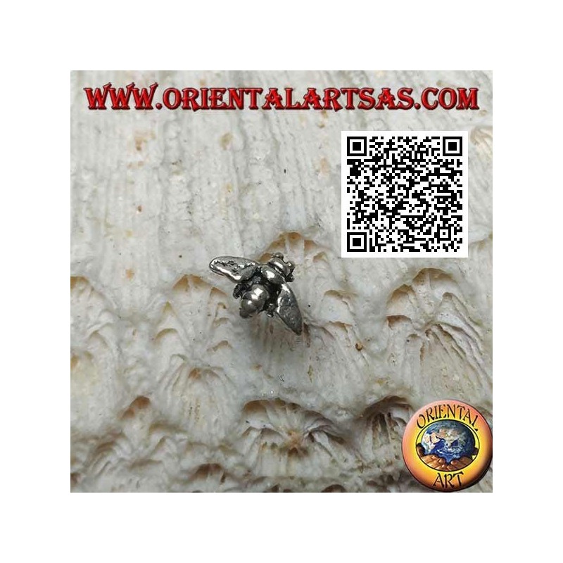 Mini silver earring, the hornet