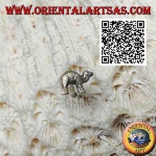 Boucle d'oreille mini argent, le dromadaire