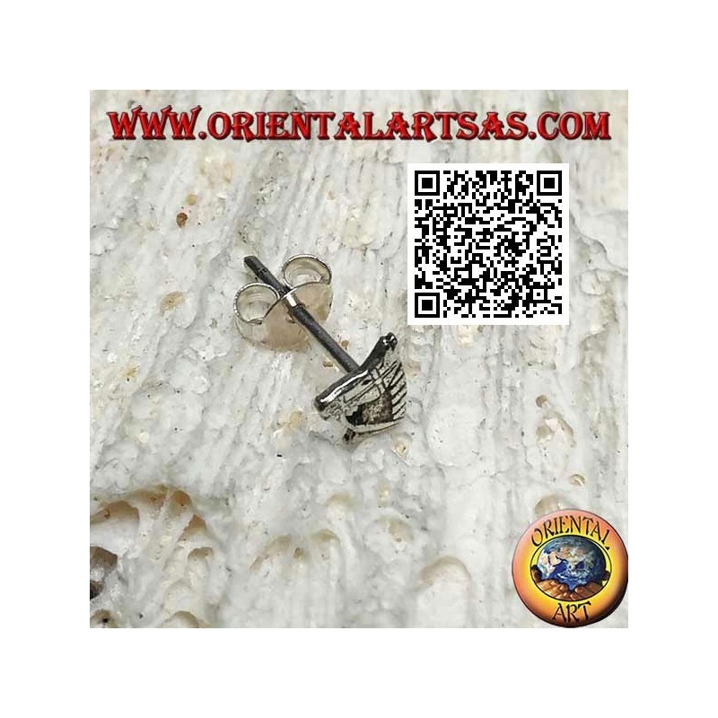 Mini silver earring, the horse's head in profile