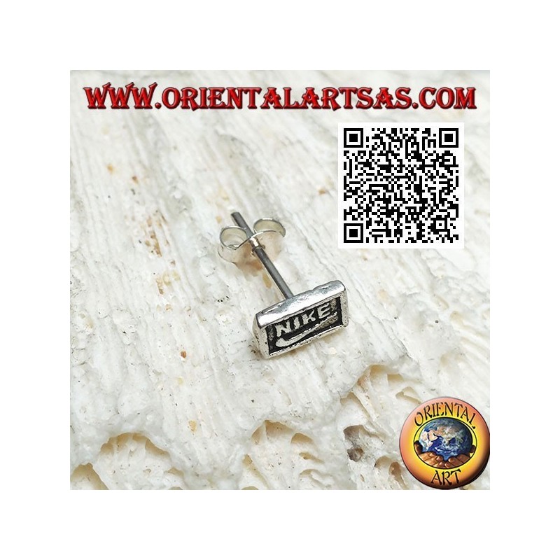 Silver mini earring, sporty symbol with "Nike" writing