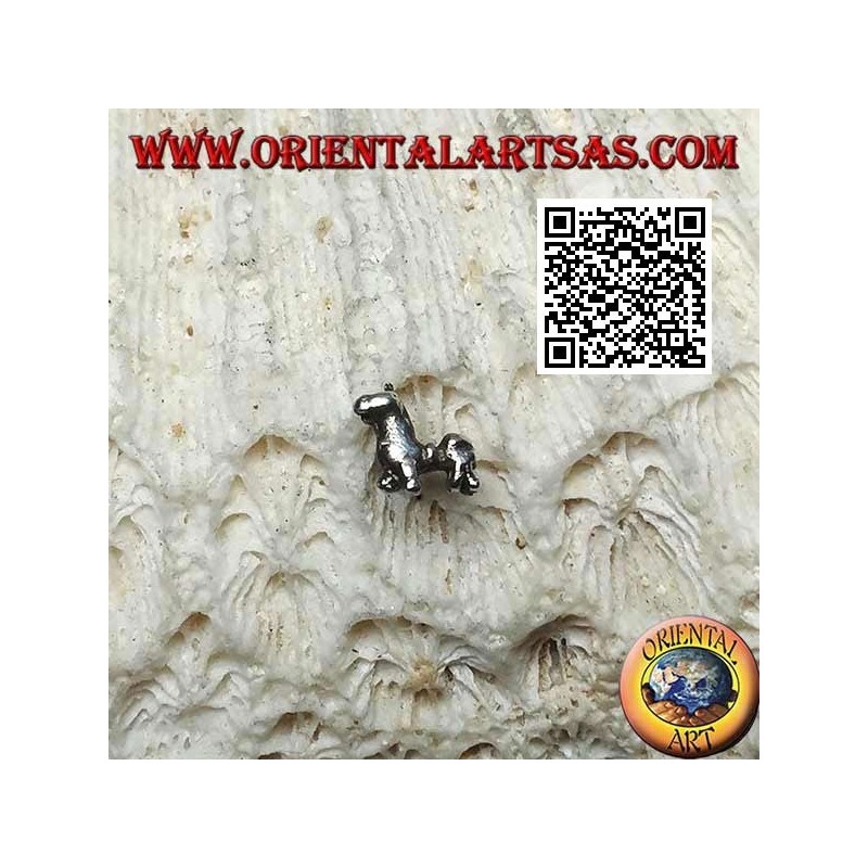 Mini boucle d'oreille en argent, le lama