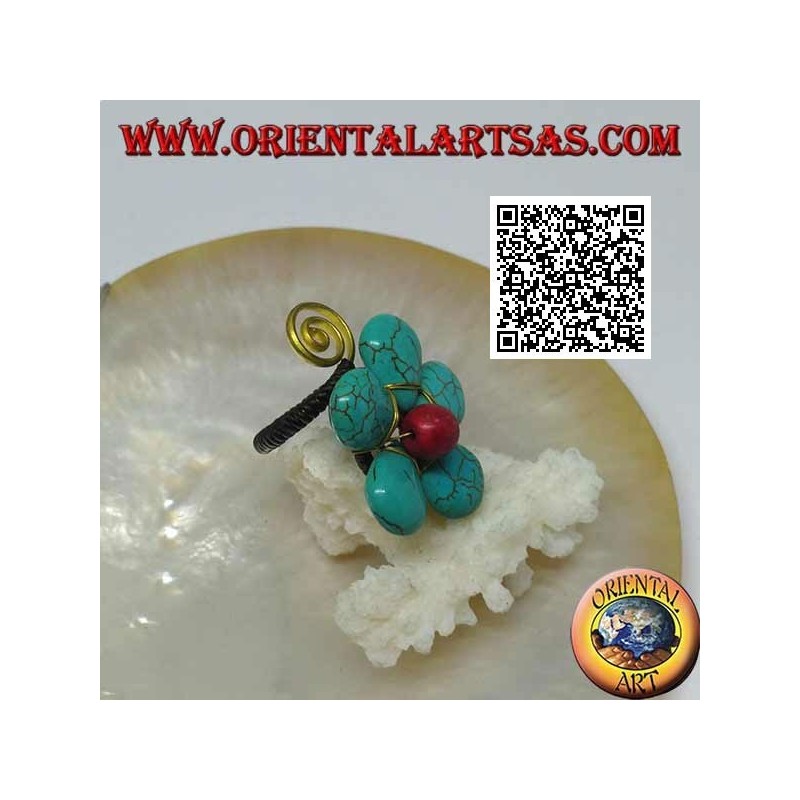 Adjustable flower-shaped ring in turquoise paste and coral center with spiral in gold-plated brass (macramé)