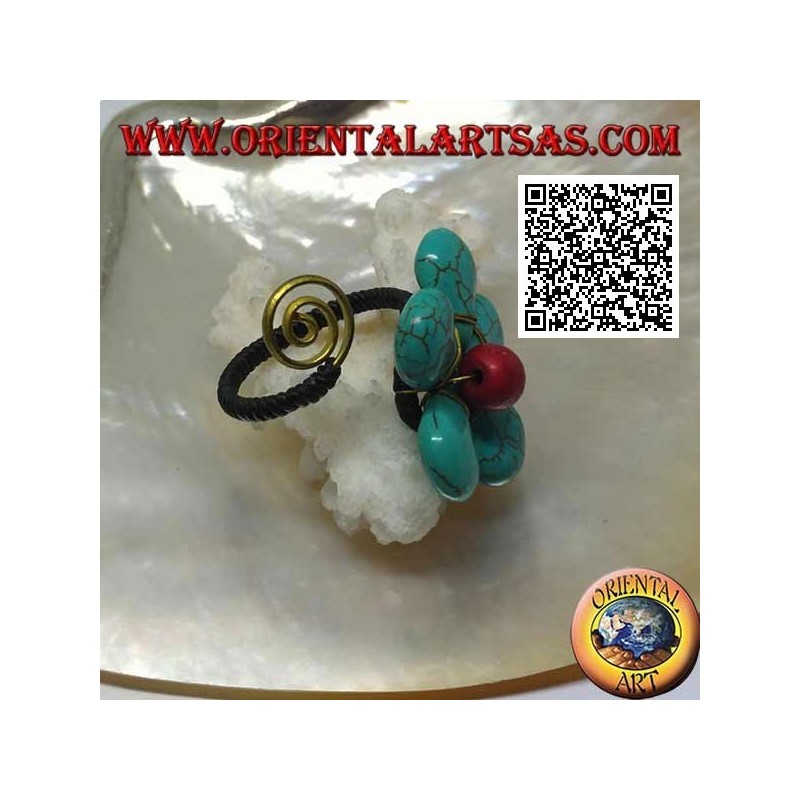 Adjustable flower-shaped ring in turquoise paste and coral center with spiral in gold-plated brass (macramé)