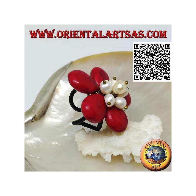 Adjustable flower-shaped ring in coral paste and mother-of-pearl beads in gold-plated brass (macramé)