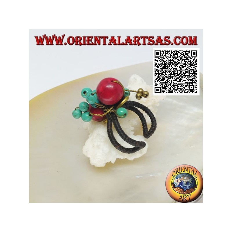 Bague ajustable avec sphères en pâte corail et turquoise sur fils en laiton doré entrelacés (macramé)
