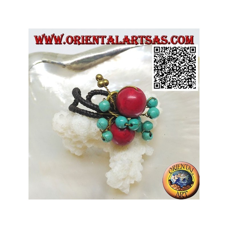 Anillo ajustable con esferas de pasta de coral y turquesa sobre hilos de latón bañados en oro (macramé)