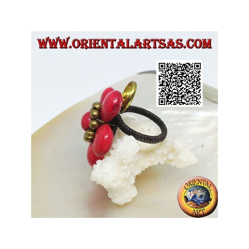 Anillo flor de pasta de coral ajustable con bolas y espiral en latón bañado en oro (macramé)