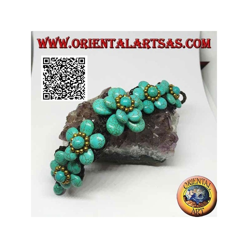 Bracelet souple avec cinq fleurs en pâte turquoise et boules en laiton doré