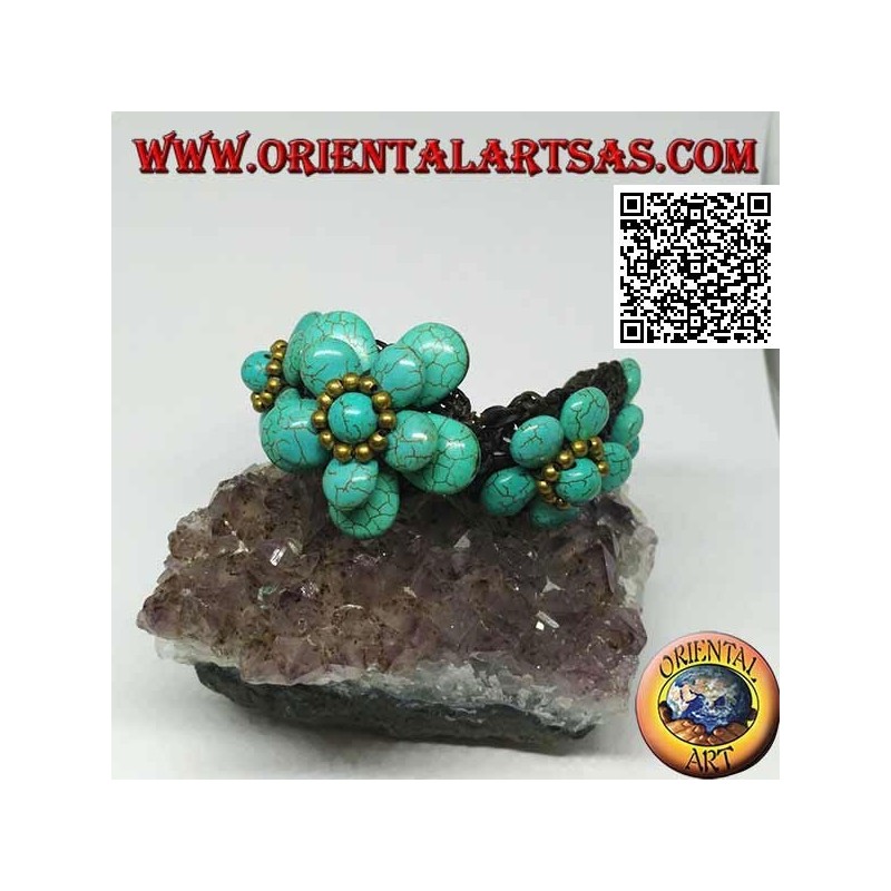 Bracelet souple avec cinq fleurs en pâte turquoise et boules en laiton doré