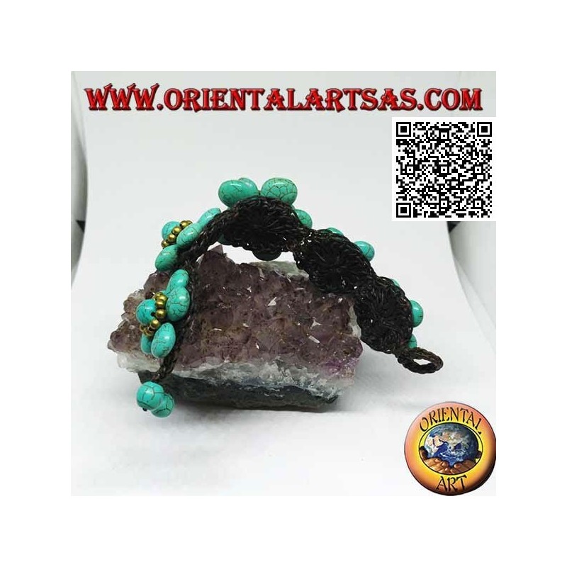 Bracelet souple avec cinq fleurs en pâte turquoise et boules en laiton doré