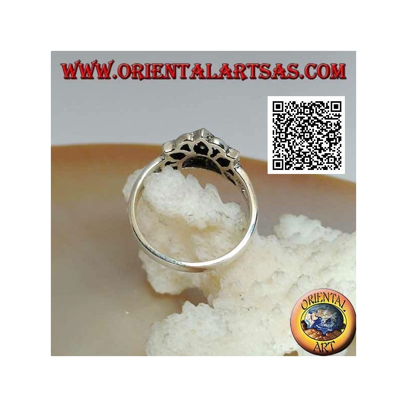 Bague en argent fleur de lotus avec demi-soleil au centre (symbole de pureté et de renaissance)