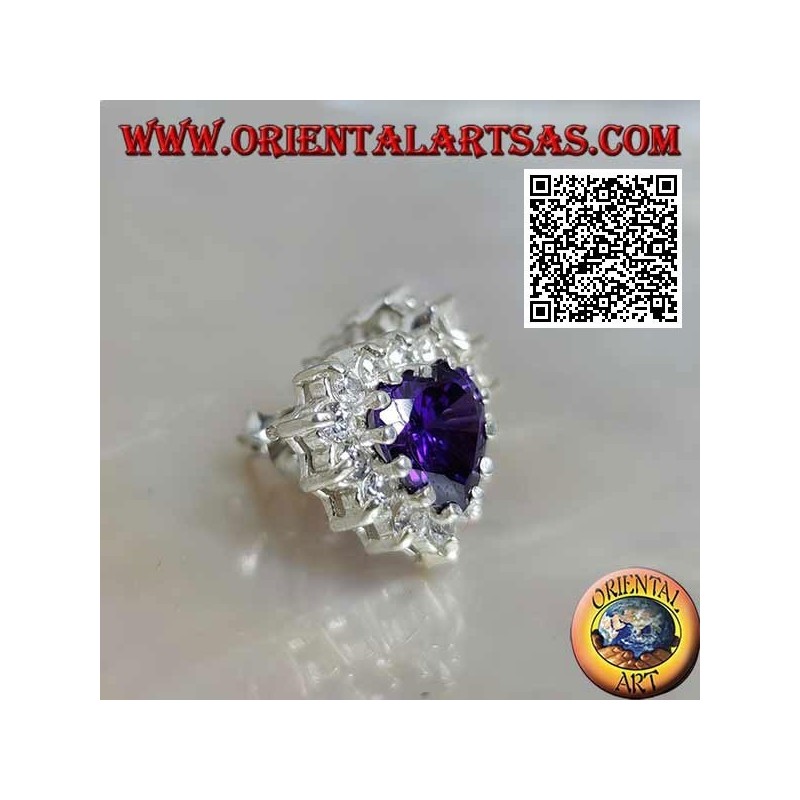 Silberlappenohrringe mit synthetischem Amethyst im Herzen, umgeben von weißen Zirkonen