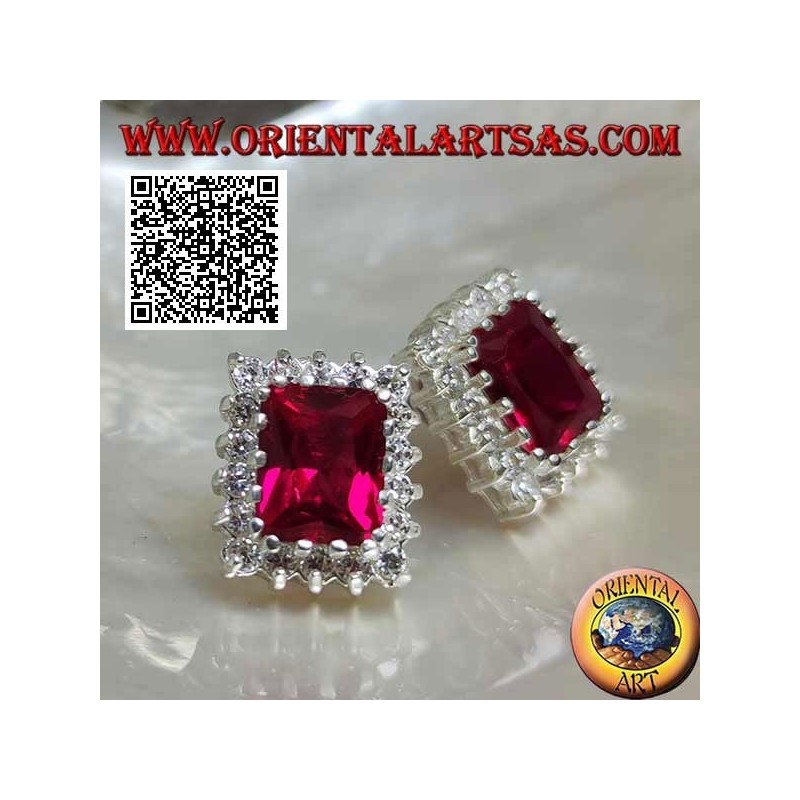 Boucles d'oreilles lobe en argent avec rubis synthétique rectangulaire entouré de zircons blancs
