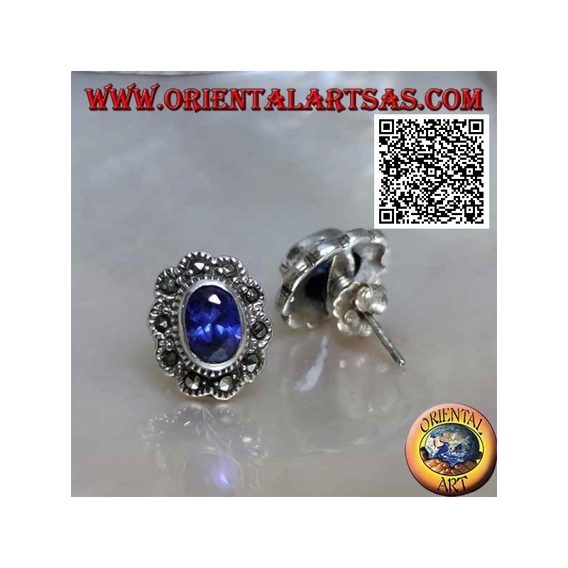 Boucles d'oreilles lobe en argent avec saphir synthétique ovale avec cadre nuage en marcassite