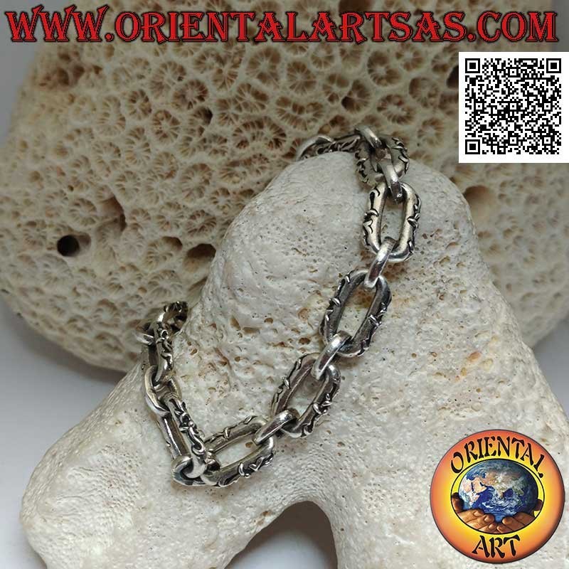 Silberkettenarmband mit ovalen Ringen mit geprägten Verzierungen von 22,5 cm x 9 mm