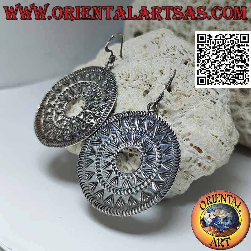 Silver earrings with engraved ethnic rosette pendant