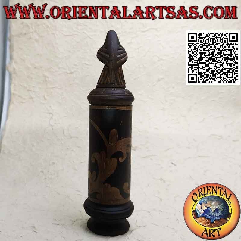 Cylindrical jewelry box with floral engravings in bamboo and bird in mahogany wood