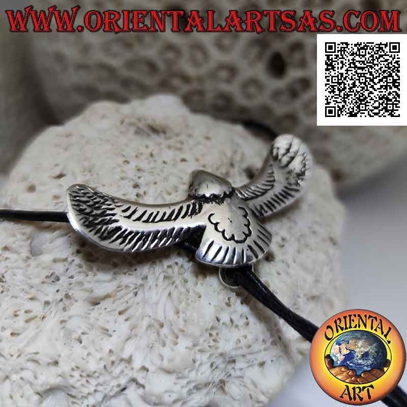 Colgante de plata con bolus de corbata de indios nativos americanos en forma de águila real en vuelo (vista superior)