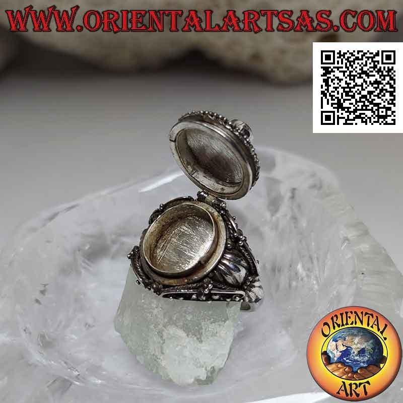 Anillo veneno de plata con coral redondo