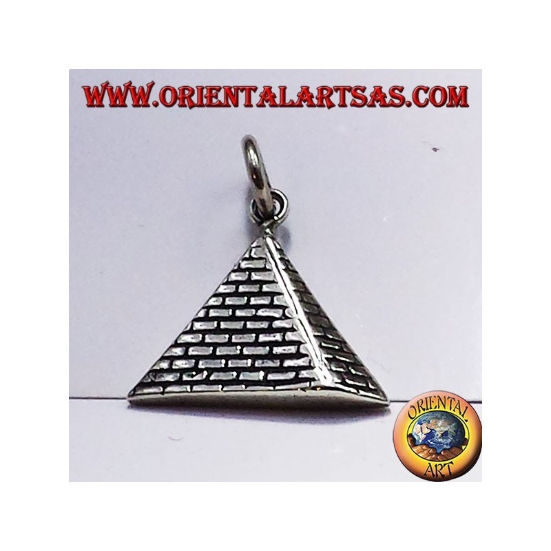 silver pendant pyramid 925