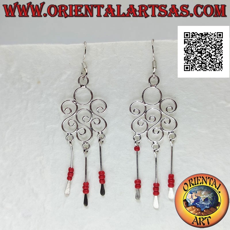 Pendientes redondos triple S de plata con cuentas de coral e hilos de colgante de plata