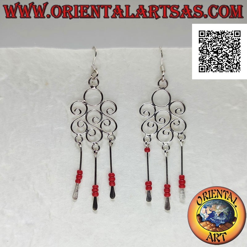 Pendientes redondos triple S de plata con cuentas de coral e hilos de colgante de plata