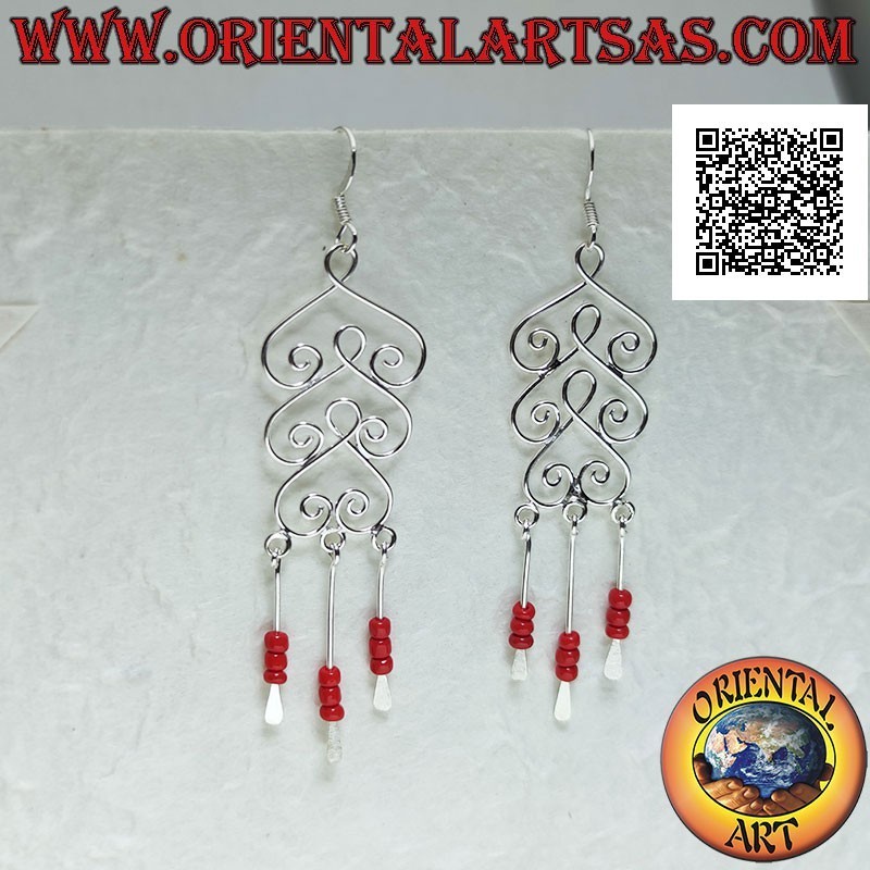 Boucles d'oreilles en argent, trio de piques arrondis avec pendentif perles de corail
