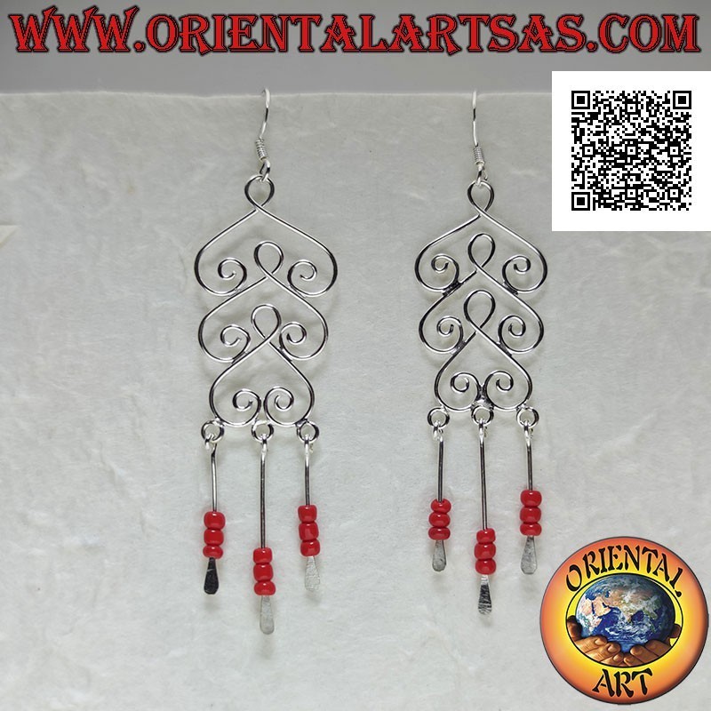 Boucles d'oreilles en argent, trio de piques arrondis avec pendentif perles de corail