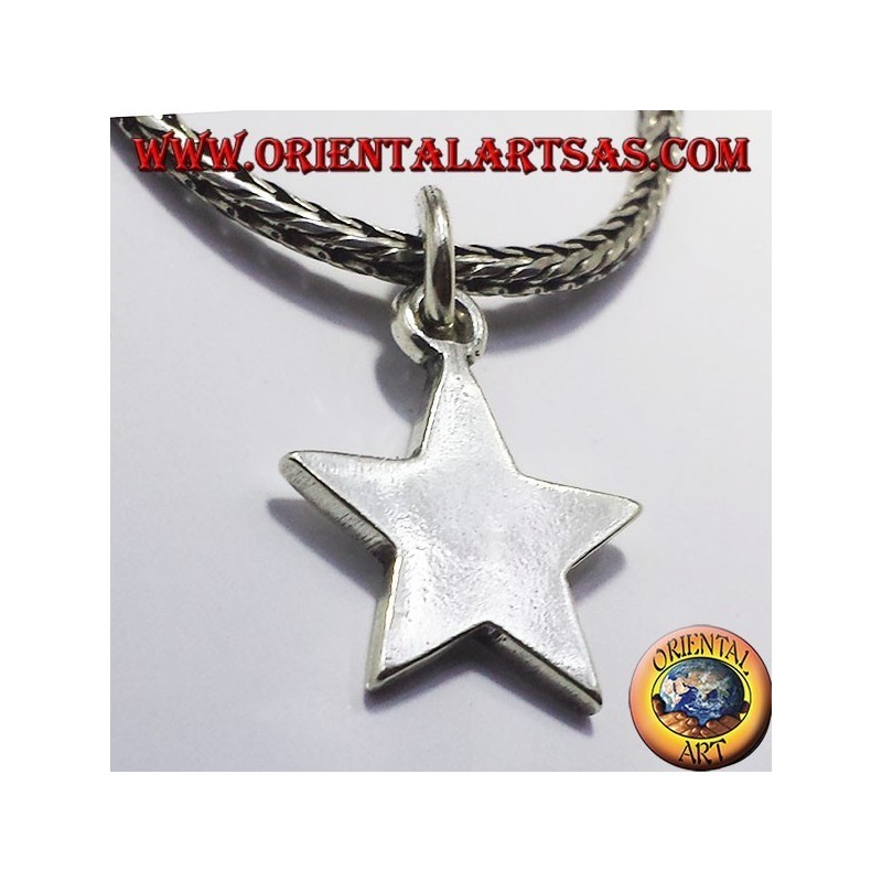 Pendentif étoile simple en argent