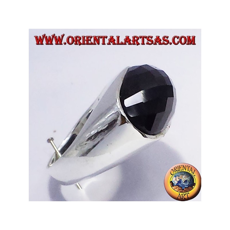 anillo de plata con ónix facetado