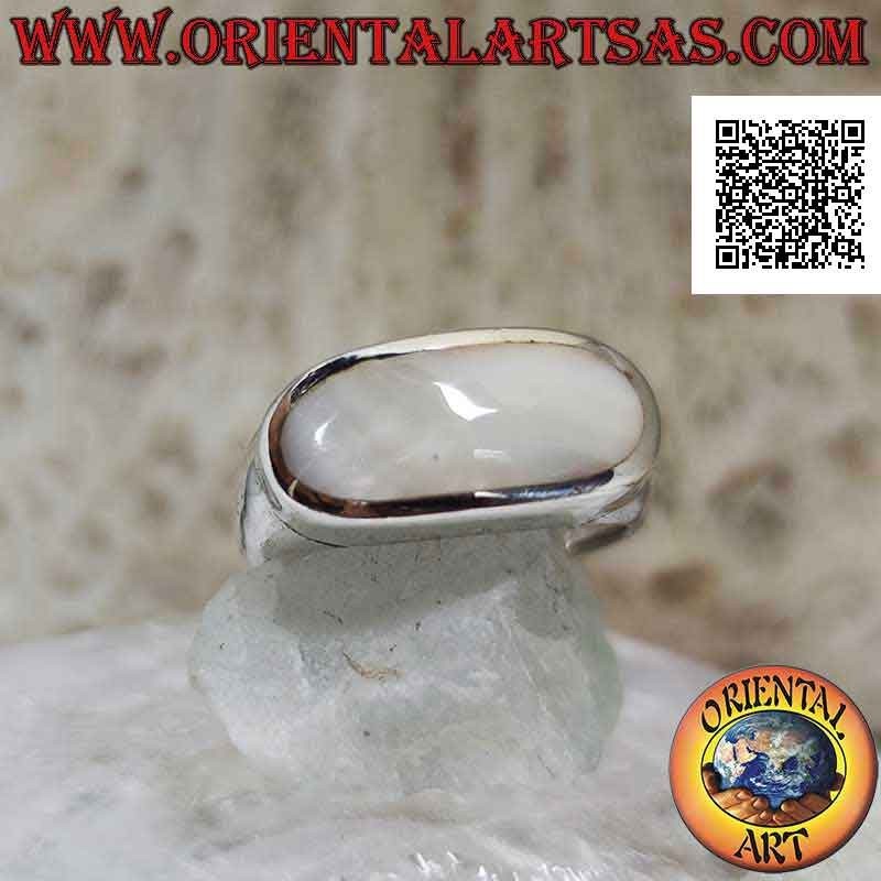 Smooth silver ring with raised horizontal oval mother of pearl