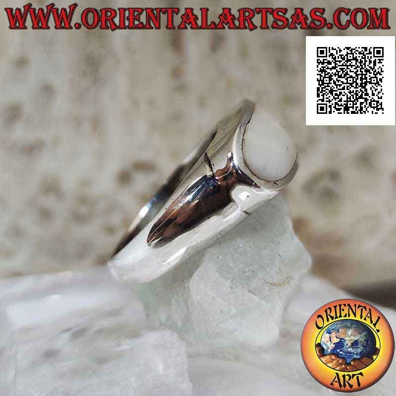Smooth silver ring with raised horizontal oval mother of pearl