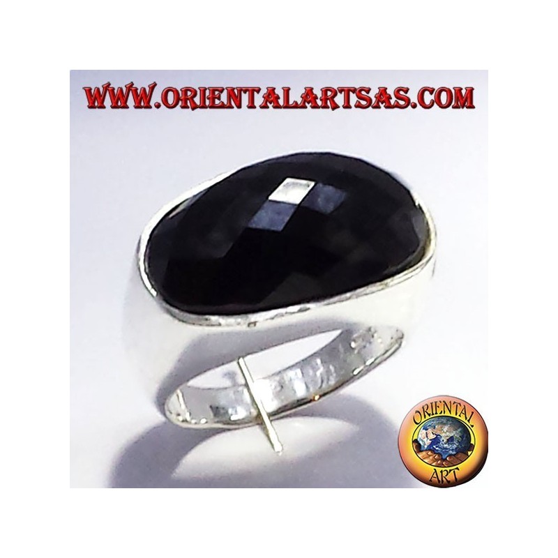 Silberring mit facettierten Onyx