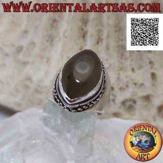 Bague en argent avec agate oeil de Shiva grisâtre avec navette et bord de chaîne sur monture lisse (f)