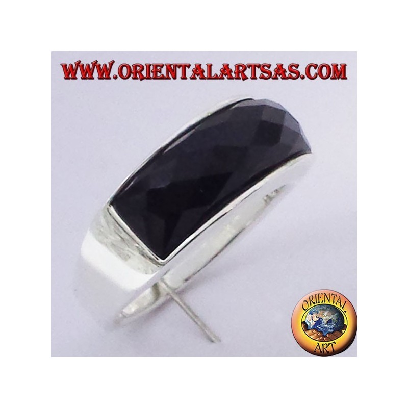 anello in argento con onice sfaccettata curva