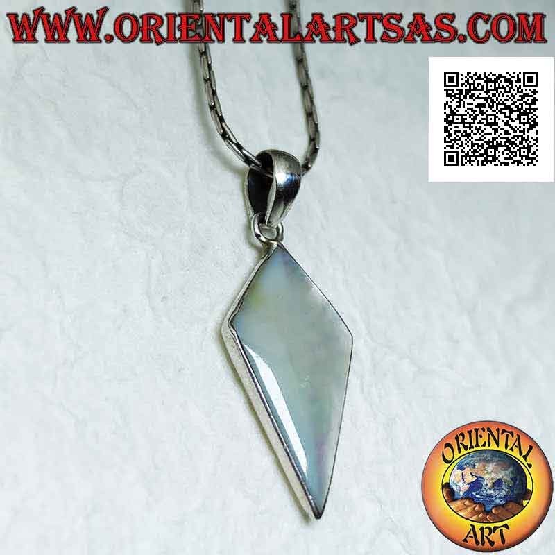 Silver pendant with deltoid rhomboid mother-of-pearl with smooth edge