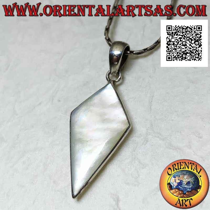 Colgante de plata con nácar romboidal deltoides con borde liso