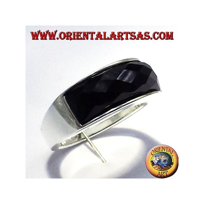 anello in argento con onice sfaccettata curva