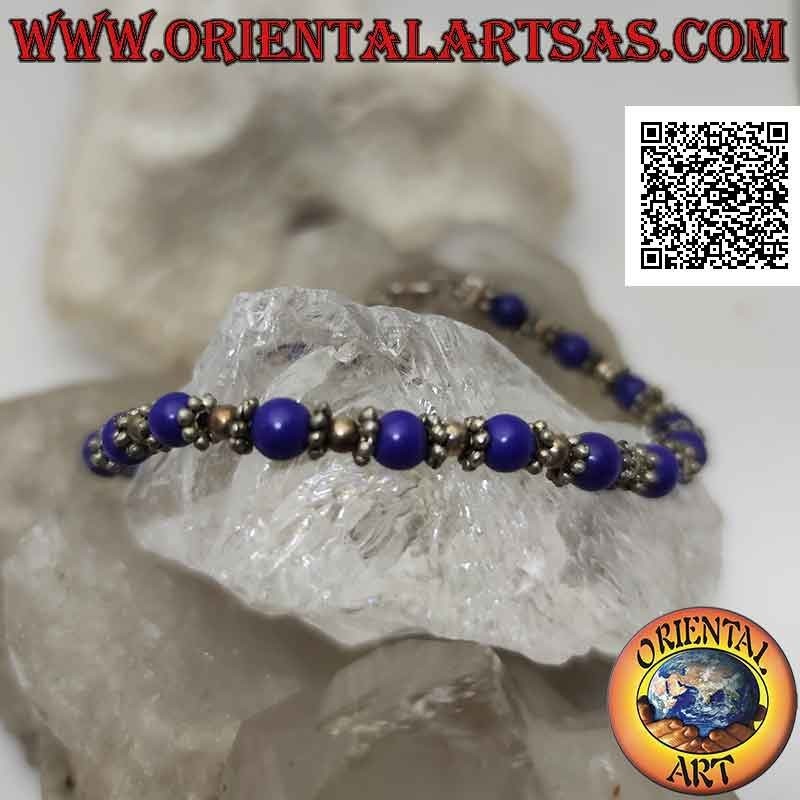 Pulseras de plata con lapislázuli y esferas de plata ensartadas alternativamente e inserciones en el medio de 18,5 cm.