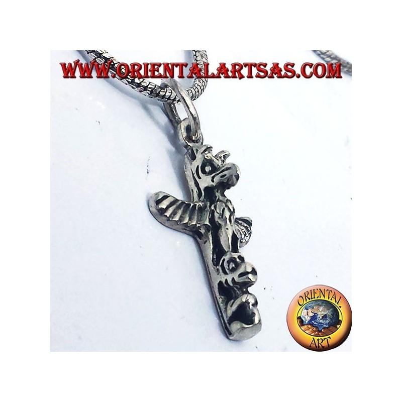 pendentif en argent (totems indiens d'Amérique)