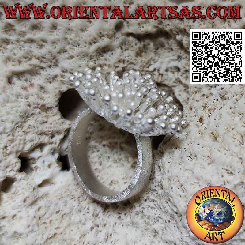 Silver ring in the shape of a sea anemone with satin finish