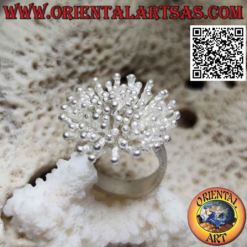 Silberring in Form einer Seeanemone mit Satin-Finish