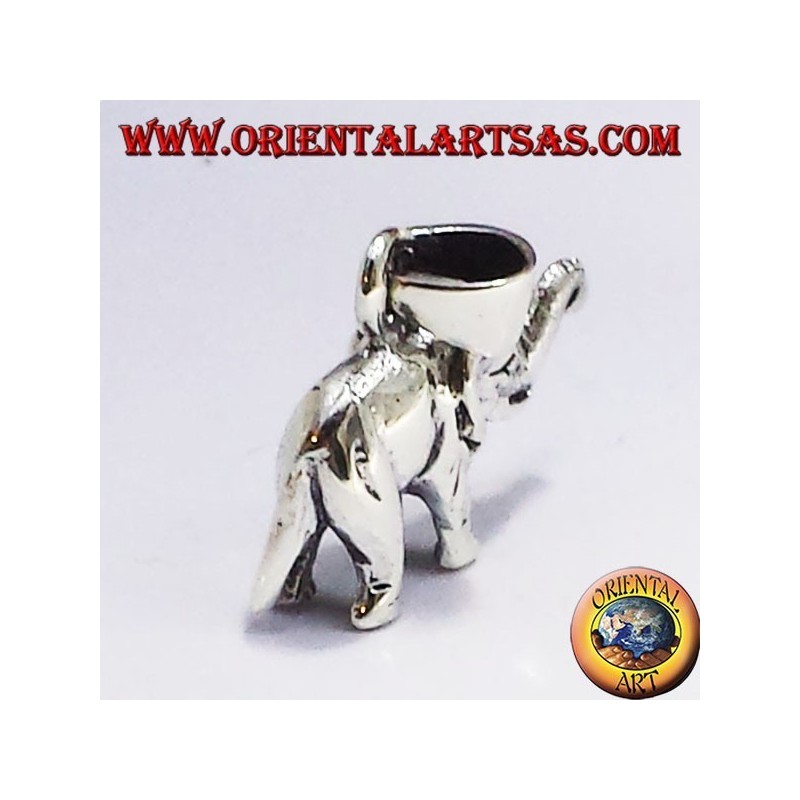 Pendentif éléphant (en trois dimensions)