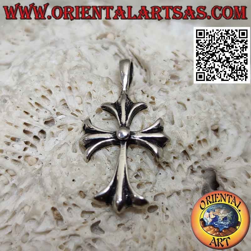 Colgante de plata, cruz latina con tres puntos terminales