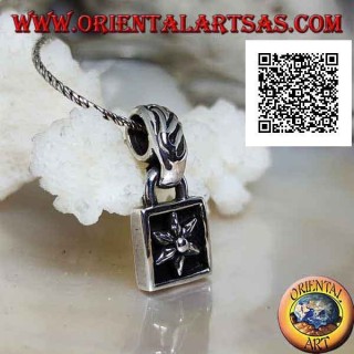 Colgante de plata, estrella de seis puntas (símbolo alquímico) en bajorrelieve