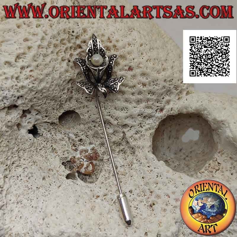 925 ‰ silver pin studded with marcasite in the shape of a calla lily with central pearl and bow