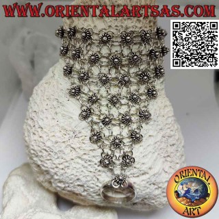 Kiss in 925 ‰ silver entirely composed of small flowers linked together