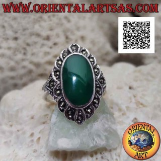Silver ring with oval green agate surrounded by ovals with central marcasite