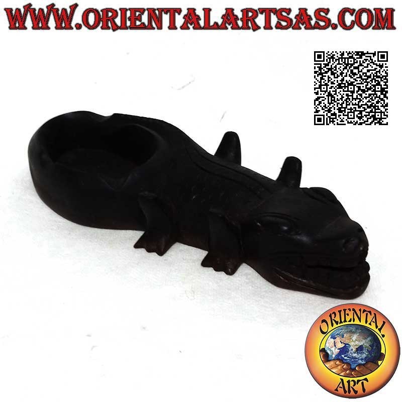 Cenicero en forma de reptil (dragón de Komodo) en madera de caoba oscura (copa a la izquierda)