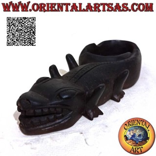 Cendrier en forme de reptile (dragon de Komodo) en bois d'acajou foncé (coupe à gauche)